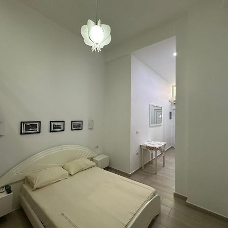 Vila Kleopatra Sarande Bagian luar foto