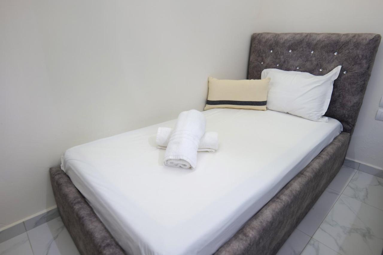 Vila Kleopatra Sarande Bagian luar foto
