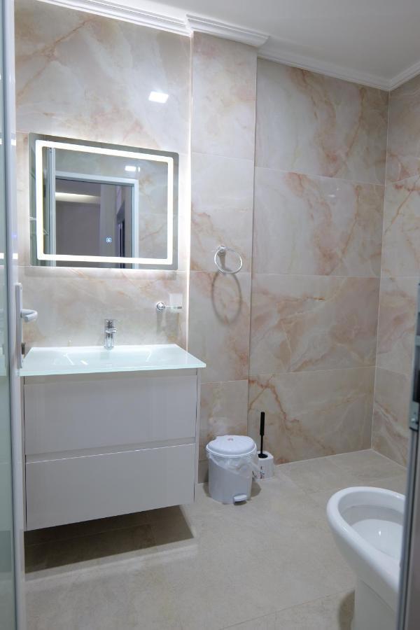 Vila Kleopatra Sarande Bagian luar foto