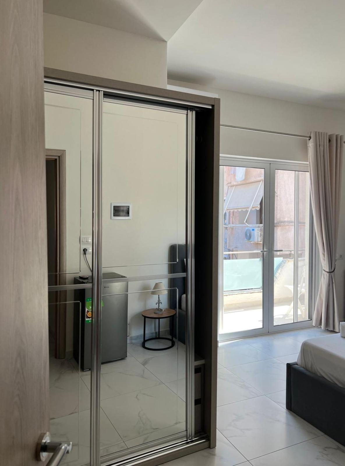Vila Kleopatra Sarande Bagian luar foto