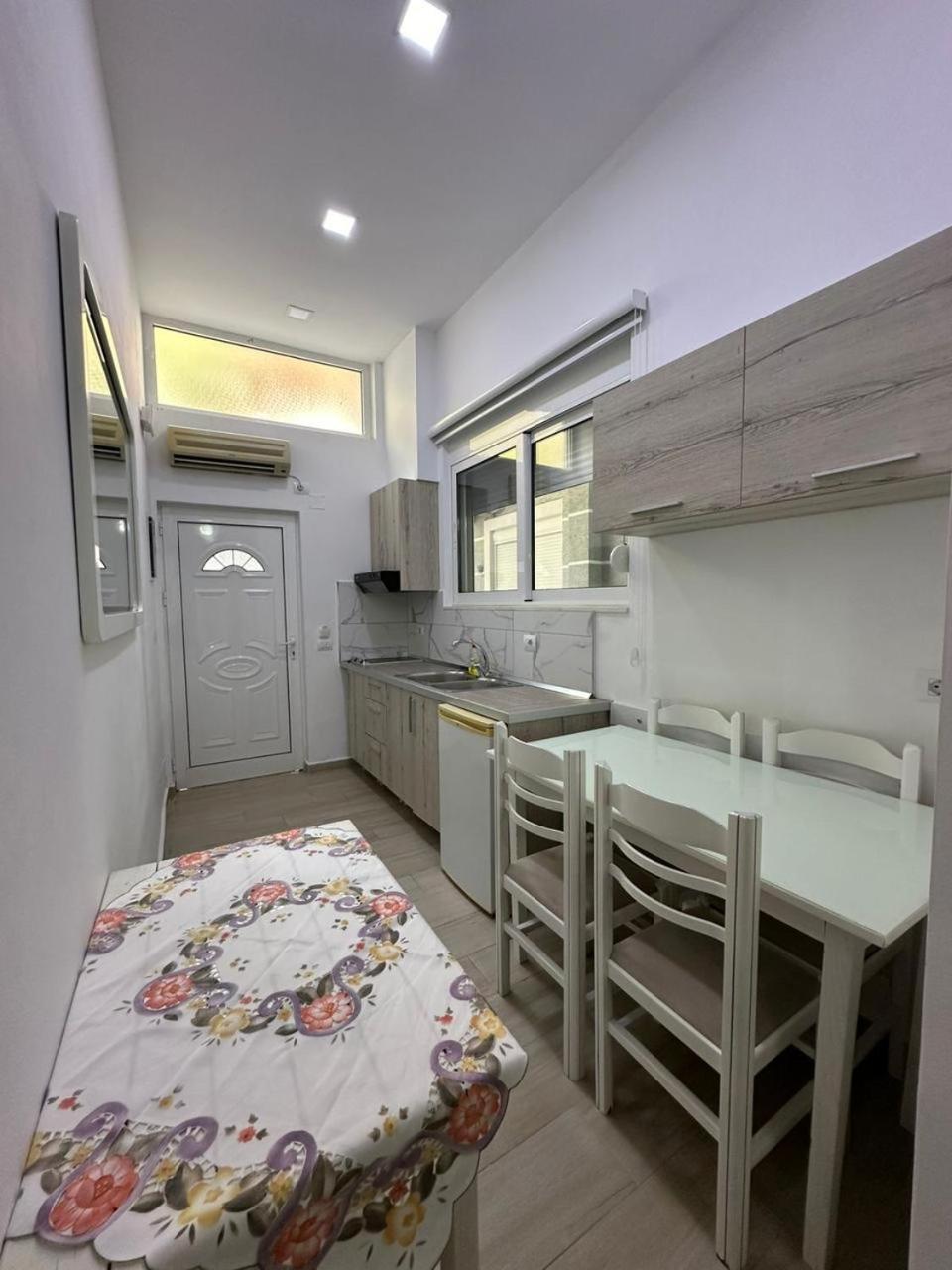 Vila Kleopatra Sarande Bagian luar foto