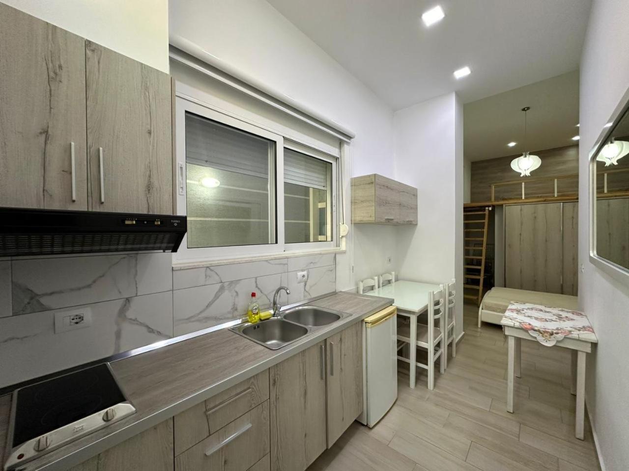 Vila Kleopatra Sarande Bagian luar foto